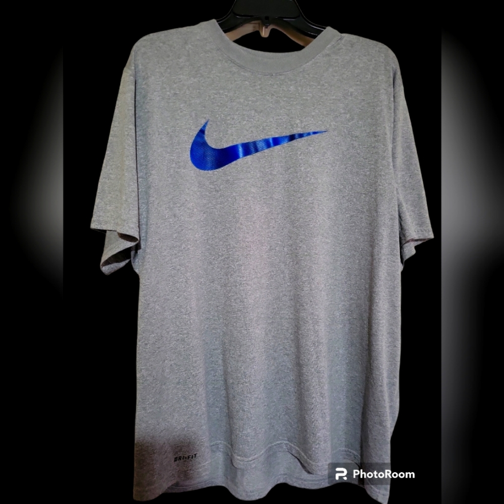 Nike Tee